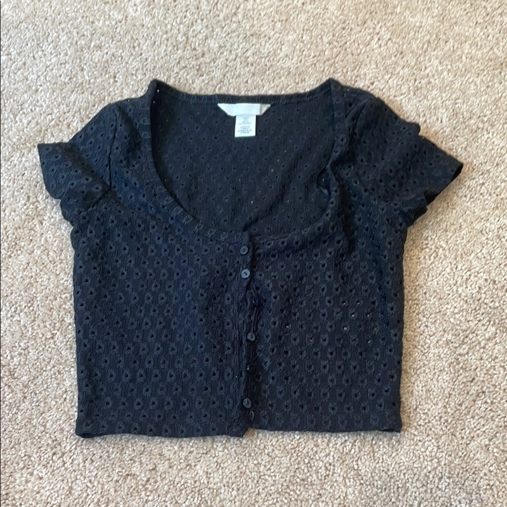 Black hole-y crop top